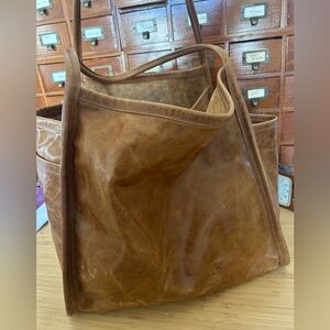 Rough and tumble large Lorna